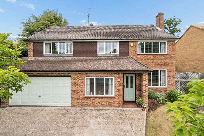 5 Bedroom Detached House For Sale In Wattleton Road, Beaconsfield, HP9