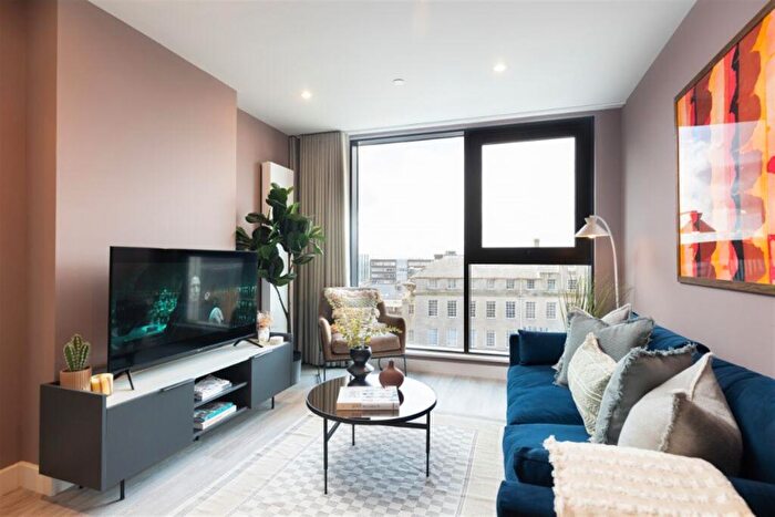 1 Bedroom Apartment To Rent In Holland Street, Glasgow, G2