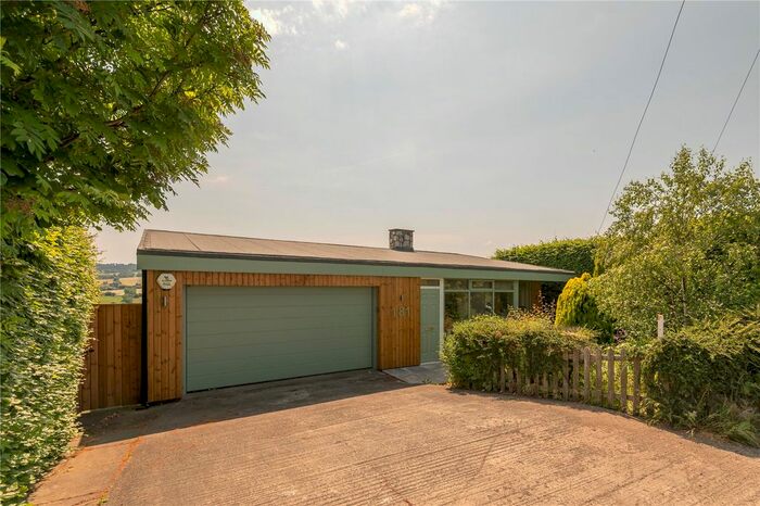 3 Bedroom Detached House For Sale In Foxroyd Lane, Thornhill, Dewsbury, WF12