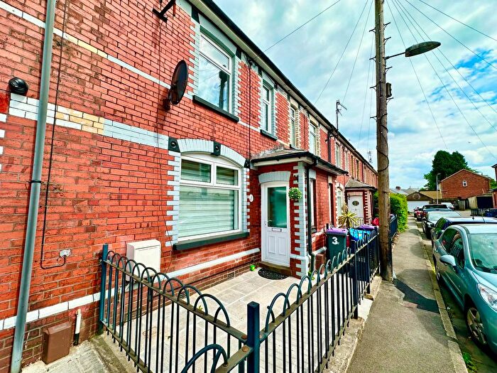2 Bedroom Terraced House To Rent In Queen Street, Pontypool, NP4