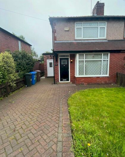 2 Bedroom Semi-Detached House To Rent In New Road, Littleborough, Rochdale, OL15