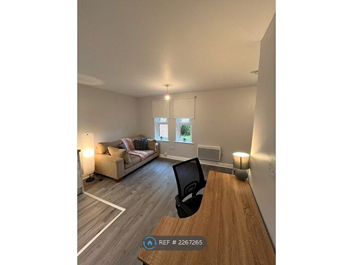 Studio To Rent In Garriochmill Way, Glasgow, G20