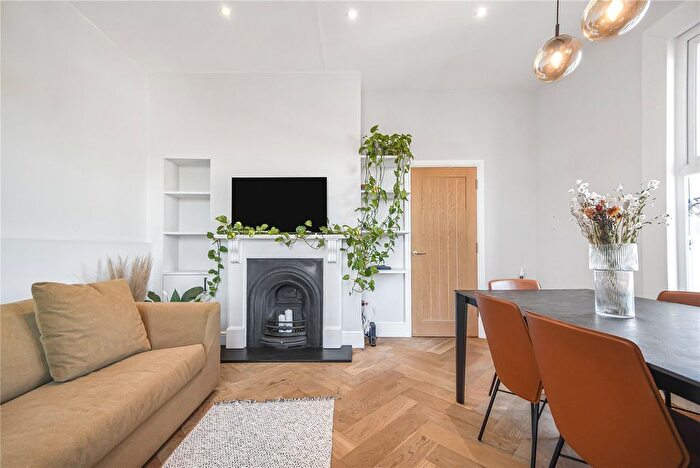 1 Bedroom Flat For Sale In Tasman Road, London, SW9