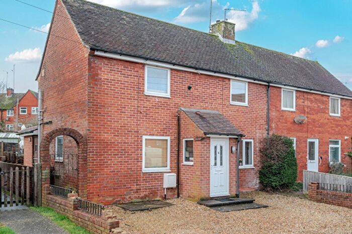 3 Bedroom Semi Detached House For Sale In Walton Place, Winchester, SO22