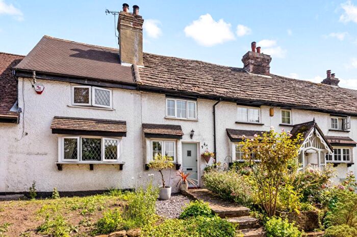 2 Bedroom Cottage For Sale In Rose Cottages, Clovers Way, Faygate, RH12