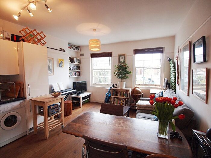 1 Bedroom Flat To Rent In Kingsland Road, London, E8