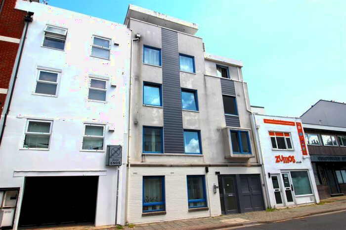 2 Bedroom Flat To Rent In Clarendon Road, Southsea, PO4