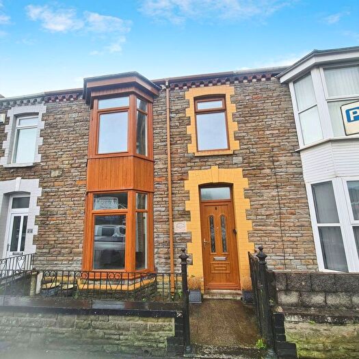 4 Bedroom Property To Rent In Hillview Terrace, Port Talbot, SA13