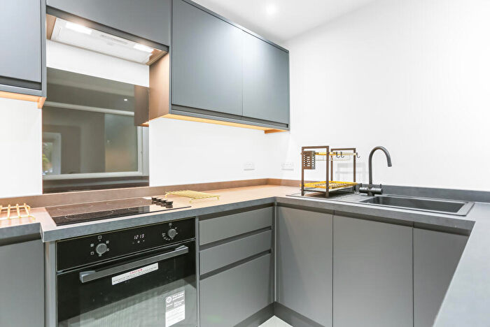 1 Bedroom Flat To Rent In Kingsmere, London Road, Brighton, BN1