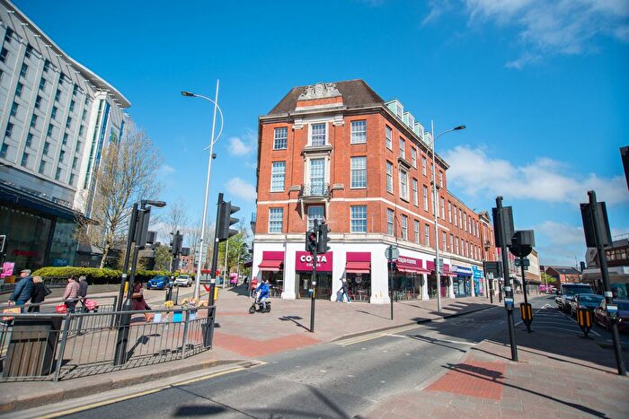 1 Bedroom Flat To Rent In Ferensway, Kingston Upon Hull, HU2