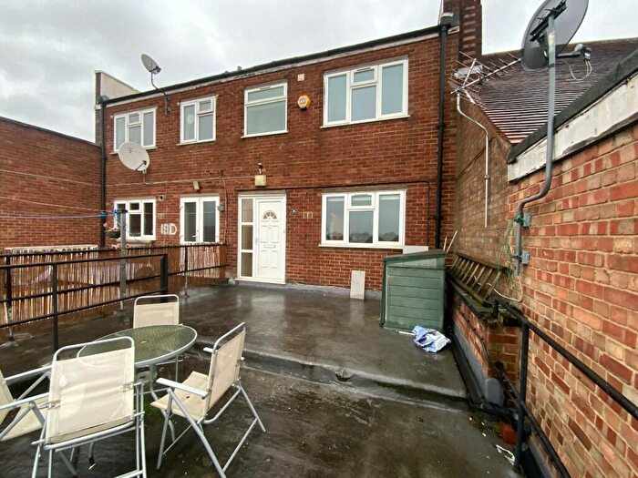 2 Bedroom Flat To Rent In Station Lane, Hornchurch, London, RM12