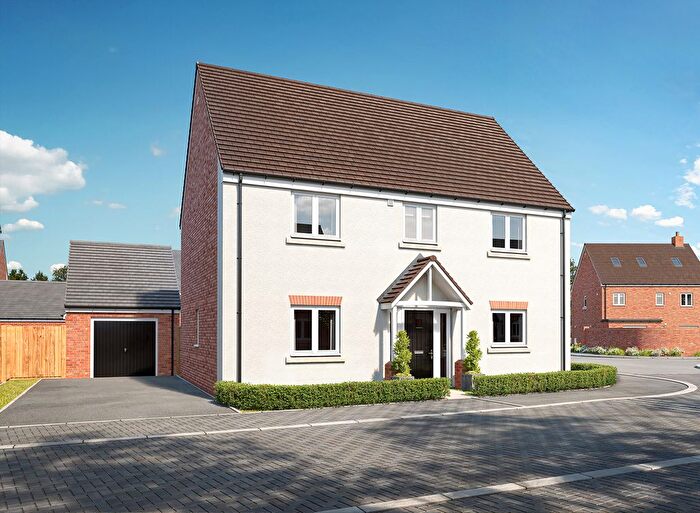 4 Bedroom Detached House For Sale In Thorn Road, Houghton Regis, LU5