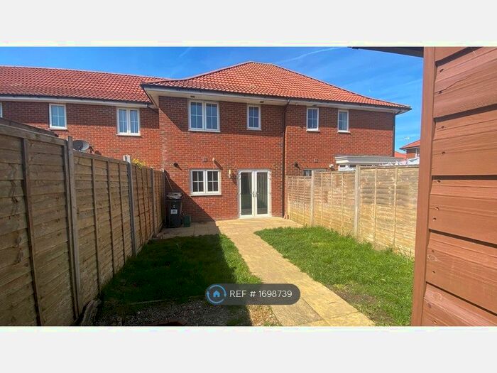 3 Bedroom Detached House To Rent In Central Boulevard, Aylesham, Canterbury, CT3