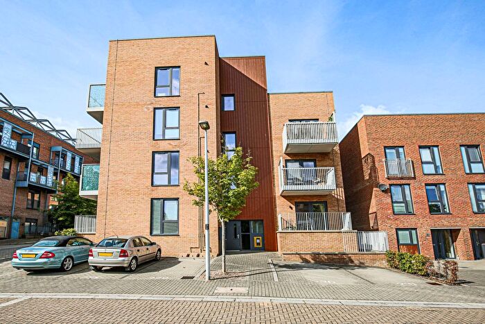 2 Bedroom Flat For Sale In Nassau Court, Columbia Place, Campbell Park, Milton Keynes, Buckinghamshire, MK9
