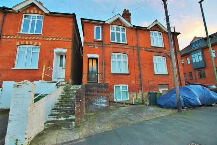 5 Bedroom Semi-Detached House To Rent In Sydenham Road, Guildford, Surrey, GU1