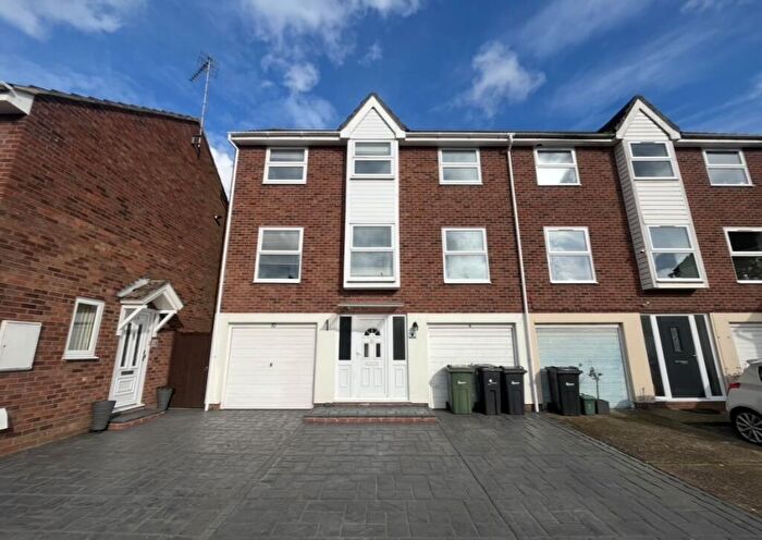4 Bedroom Terraced House To Rent In Abercorn Way, CM8