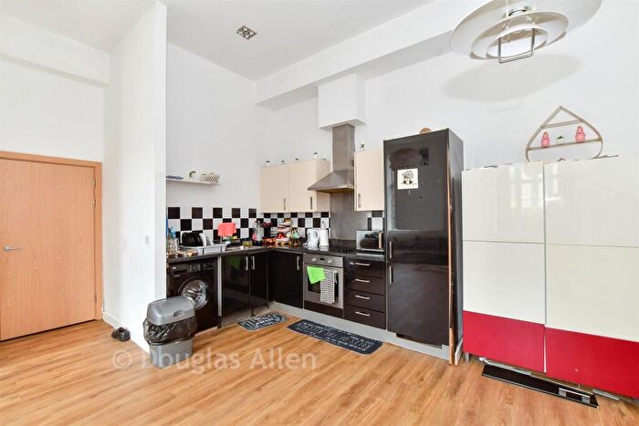 2 Bedroom Flat For Sale In Longbridge Road, Dagenham, Essex, RM8