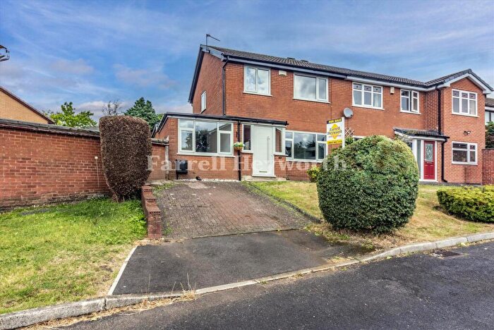 4 Bedroom House For Sale In Eskdale Avenue, Blackrod, Bolton, BL6