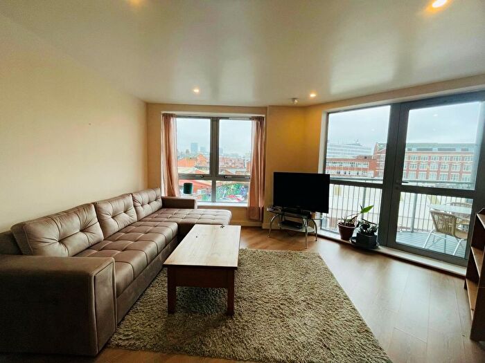 2 Bedroom Flat To Rent In Hall Street, Birmingham, B18