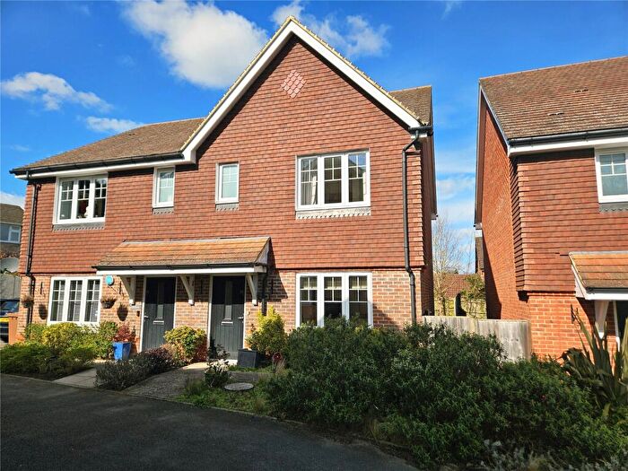 3 Bedroom Semi-Detached House For Sale In Cygnets Close, Redhill, Surrey, RH1