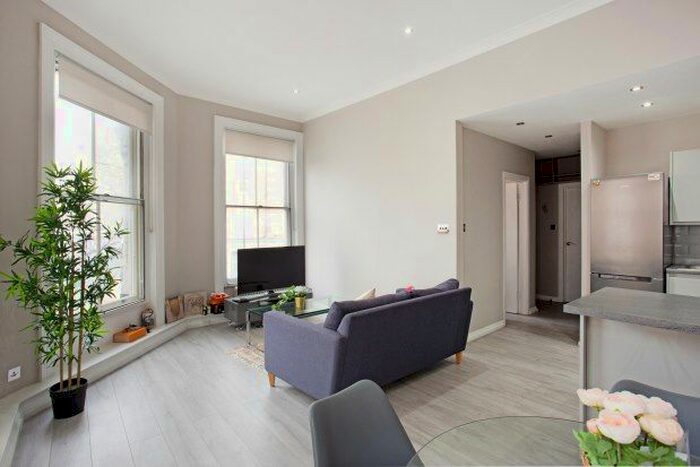 2 Bedroom Flat To Rent In Old Brompton Road, London, SW5
