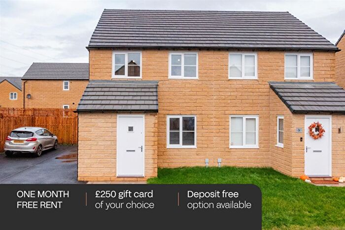 3 Bedroom Semi-Detached House To Rent In Model Walk, Creswell, S80