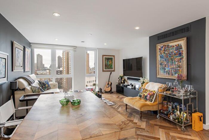 2 Bedroom Apartment To Rent In Eagle Point, City Road, EC1V