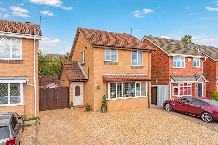 3 Bedroom Detached House For Sale In - Charnwood Drive, Barton Seagrave, NN15