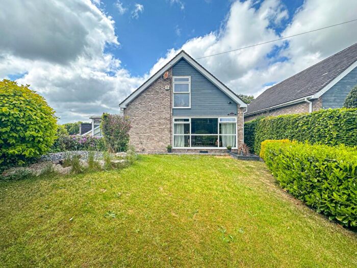 4 Bedroom Detached House For Sale In Thornley Lane, Rowlands Gill, NE39