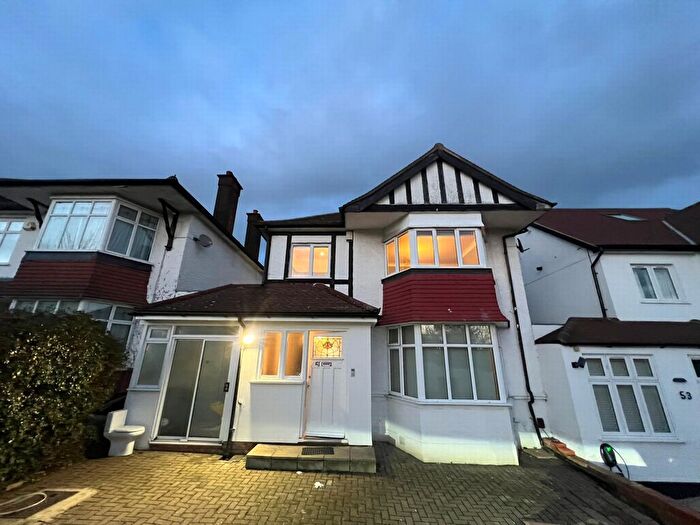 5 Bedroom Terraced House To Rent In Cheyne Walk, Hendon, NW4
