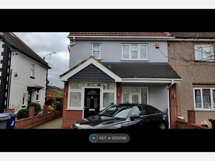 3 Bedroom Semi-Detached House To Rent In May Gardens, Wembley HA0