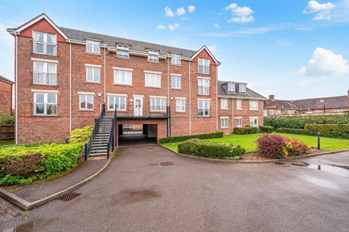 2 Bedroom Apartment For Sale In Kingston Road, Ewell, Epsom, Surrey, KT19