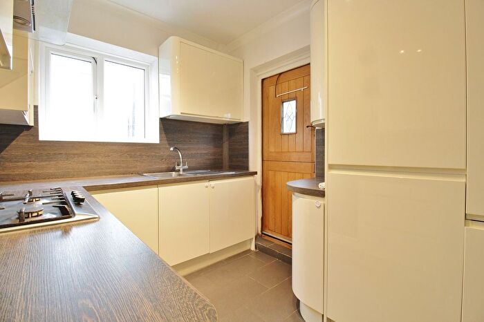 2 Bedroom Maisonette To Rent In Hexham Gardens, Isleworth, TW7
