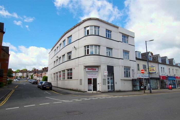 1 Bedroom Flat To Rent In Commercial Rd, Town Centre, Swindon, SN1
