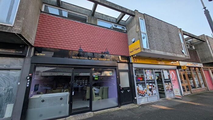 2 Bedroom Flat To Rent In High Street, Dover, Kent, CT16