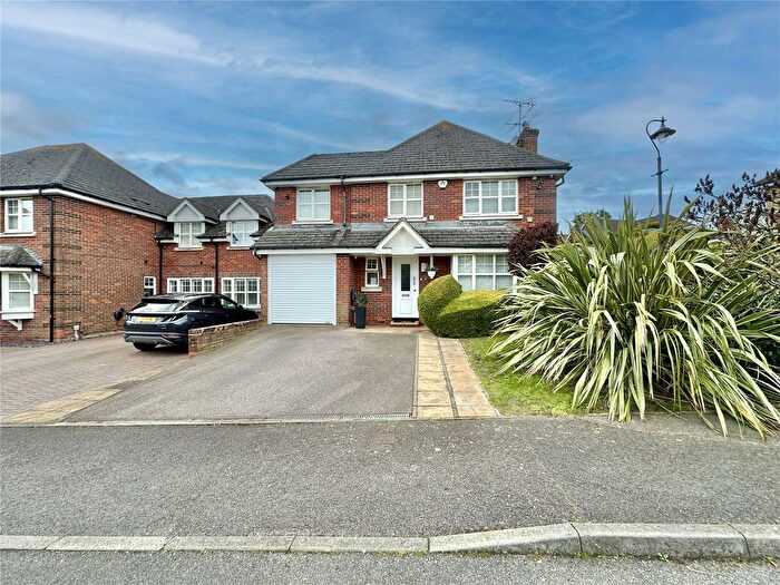 5 Bedroom Detached House To Rent In Greenwood Gardens, Shenley, Radlett, Hertfordshire, WD7