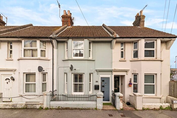 3 Bedroom Terraced House For Sale In Murray Avenue, Newhaven, BN9