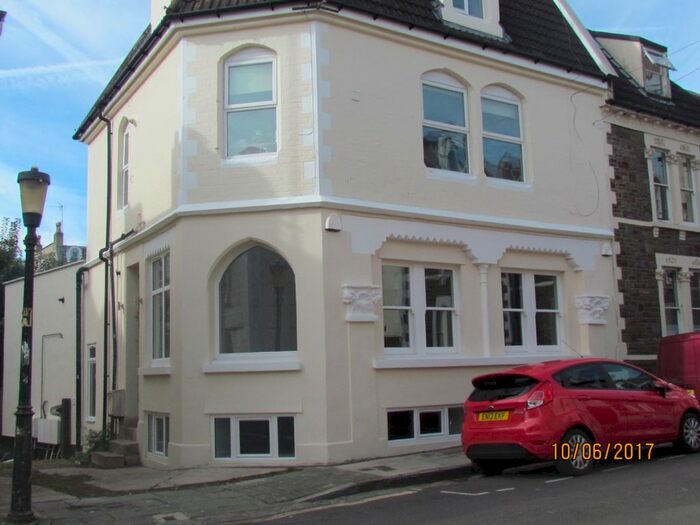 2 Bedroom Flat To Rent In Oakfield Grove, Clifton Bristol, BS8