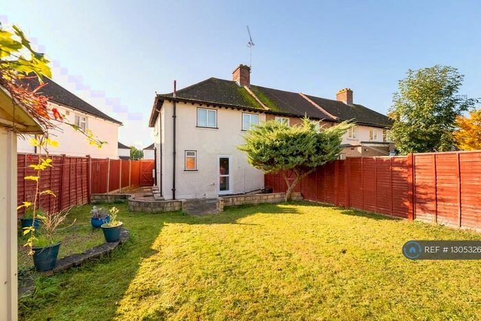 3 Bedroom Terraced House To Rent In Fleetwood Road, Kingston Upon Thames, KT1