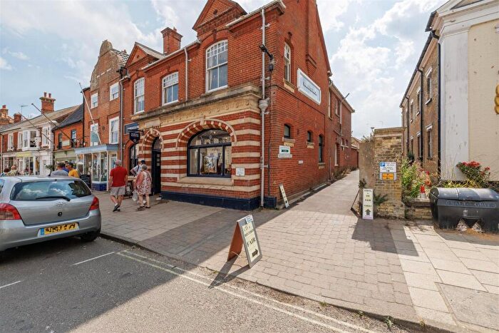 4 Bedroom Apartment For Sale In High Street, Southwold, IP18
