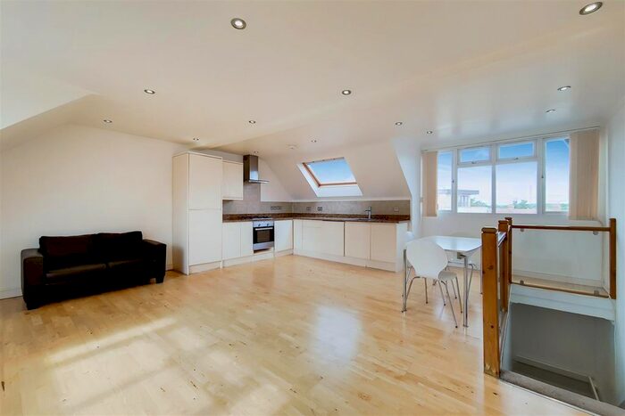2 Bedroom Flat To Rent In Station Road, Harrow, HA1