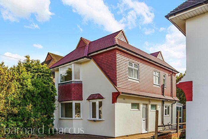 4 Bedroom House To Rent In Aldridge Rise, New Malden, KT3