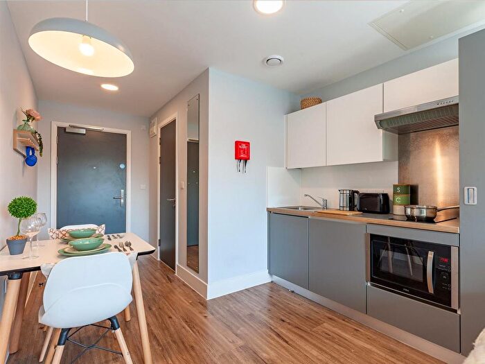 Studio To Rent In West Way Square, Oxford, OX2