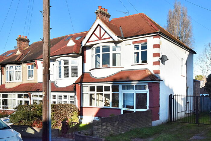3 Bedroom End Of Terrace House For Sale In Hawkesfield Road, London, SE23