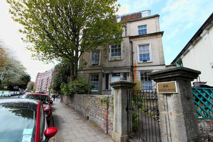 2 Bedroom Flat To Rent In Queens Road, Clifton, Bristol, BS8