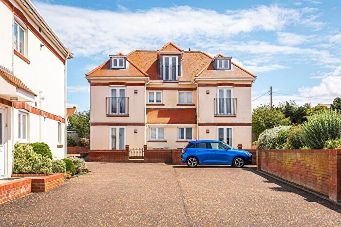2 Bedroom Flat For Sale In Cliff Parade, Hunstanton, PE36