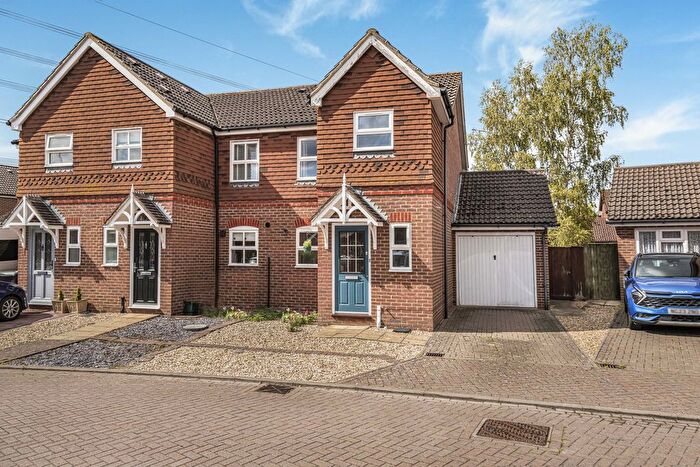 2 Bedroom End Of Terrace House For Sale In Old Bourne, Didcot, OX11