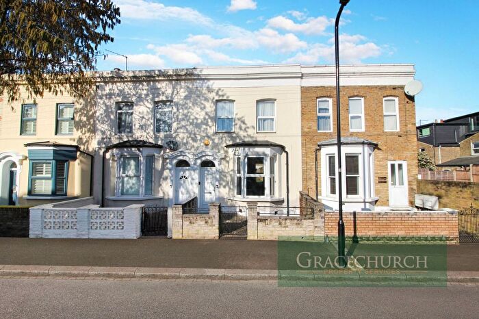 3 Bedroom Terraced House For Sale In Amberley Road, Leyton, E10