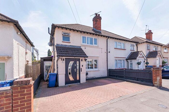 4 Bedroom Semi-Detached House For Sale In Boyn Valley Road, Maidenhead, SL6