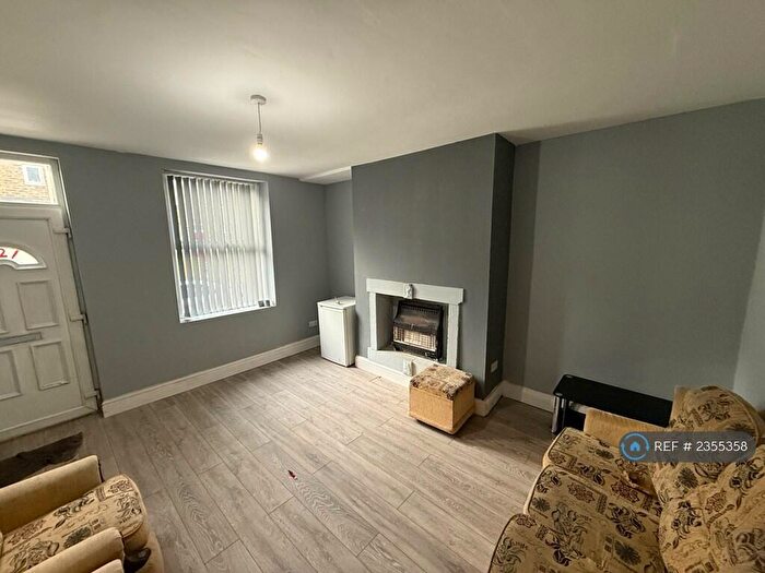 2 Bedroom Terraced House To Rent In Springmill Street, Bradford, BD5